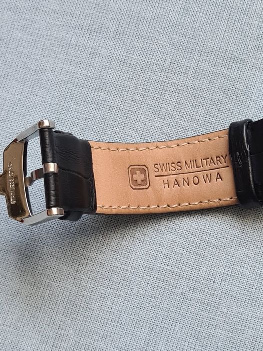 Menaj Swiss Military Patriot