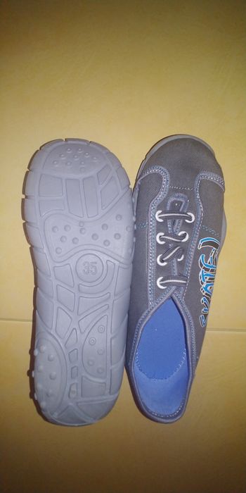 Пантофи, номер35