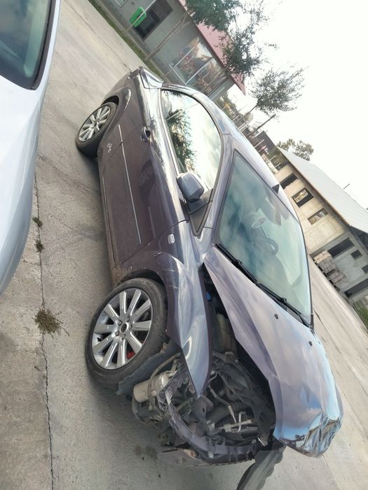 Dezmembrez focus 2 cabrio