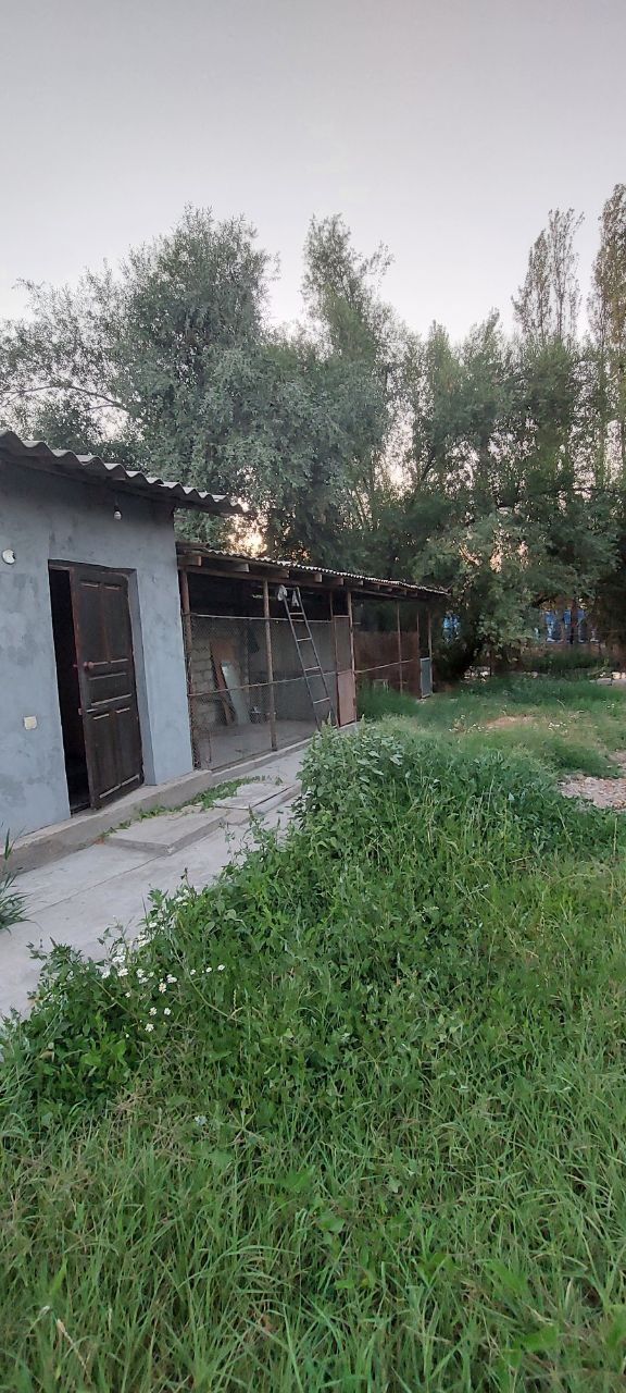 Продается участок с домом.