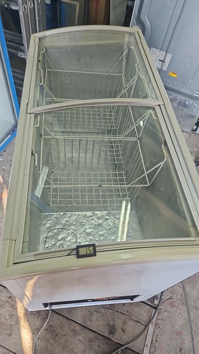 Морозильник продаётся
