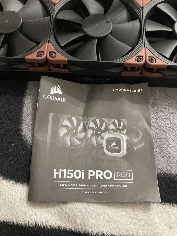 Cooler CPU Corsair Hydro Series H150i Pro RGB