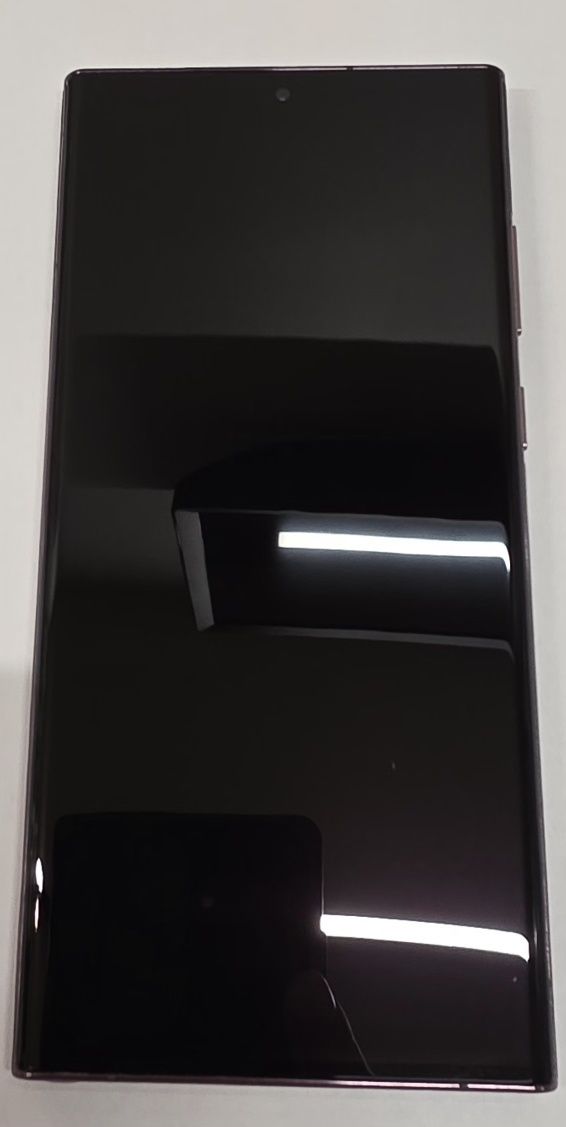 Samsung Galaxy S22 Ultra Burgundy