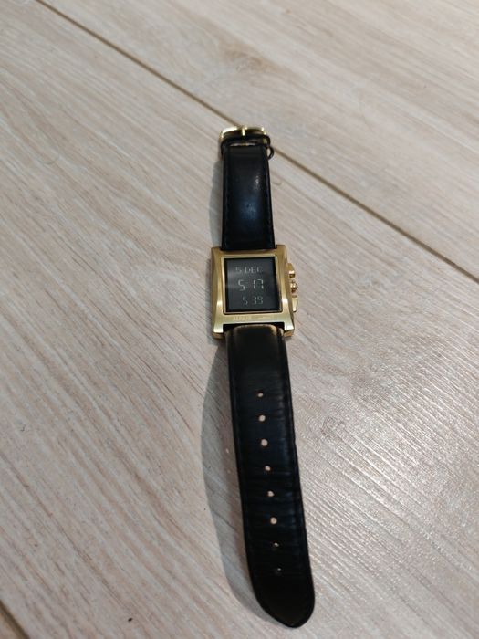 Продаю часы ALFAJR