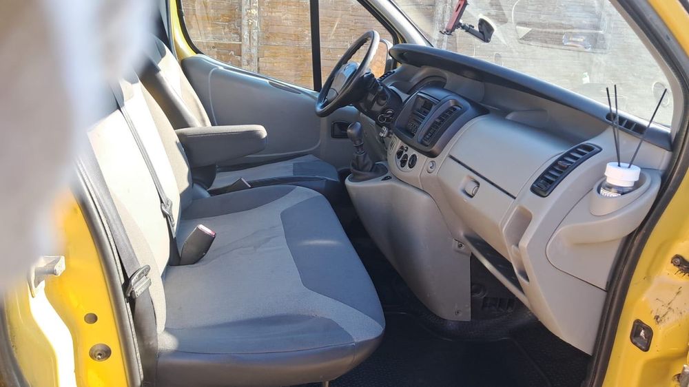 Renault trafic 2.0 d