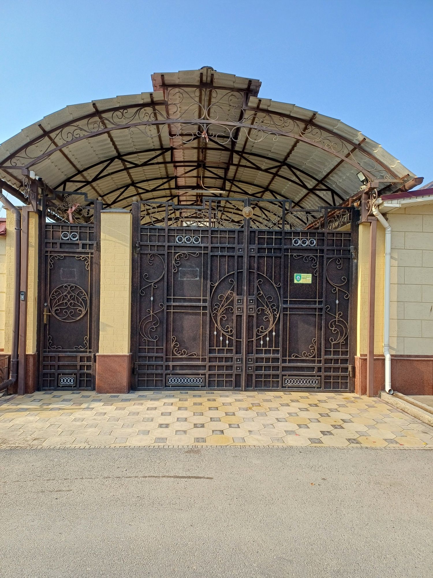 Продаётся дом кирпичный возле ЖК Атамура Кайтпас