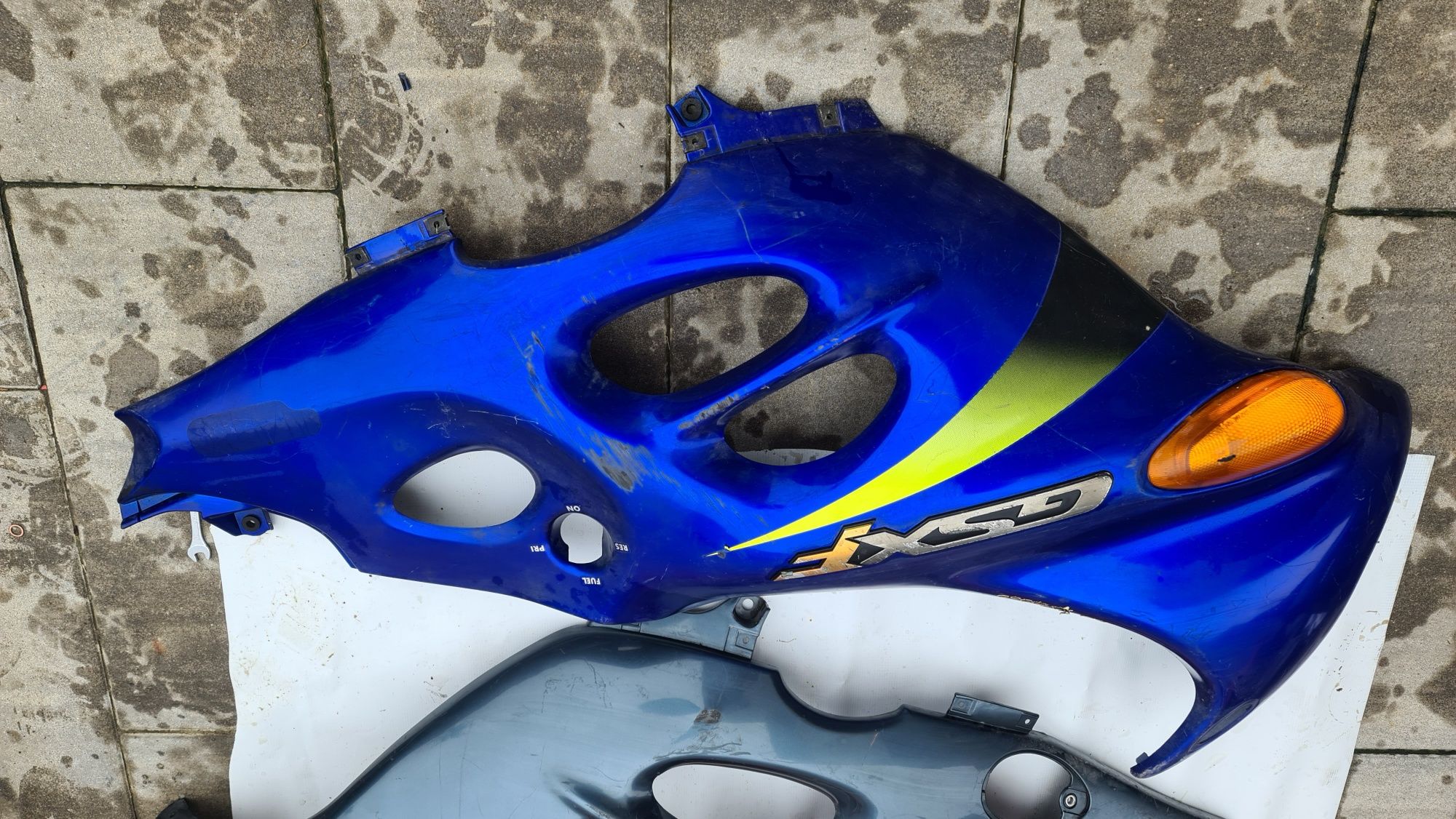 Carene carena laterala stânga dreapta Suzuki GSXF Gsx F 600
