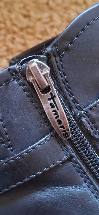 Botine negre din piele ,marca Tamamaris