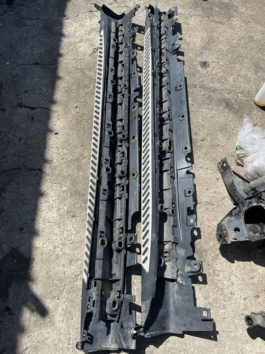 Оригинални степенки за Бмв Ф15