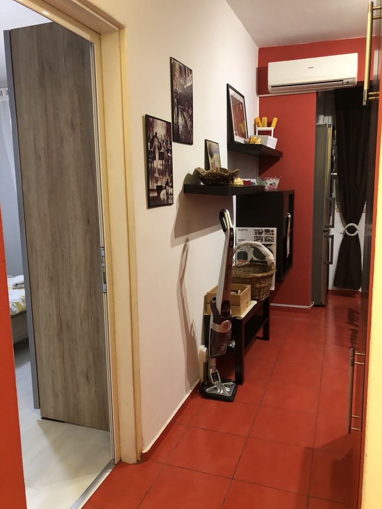 Продава се Многостаен апартамент в Сливен, Клуцохор - 100 кв.м за 1300 €/кв.м - Снимка #8