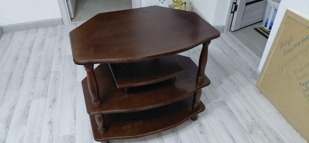 Подставка для телевизора