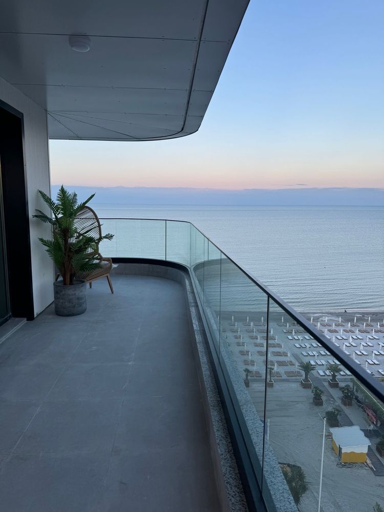 Aparatment frontal in Tomis Villa Grand Resort