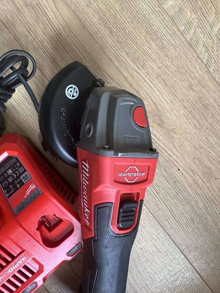 Milwaukee set m18 flex si filetanta