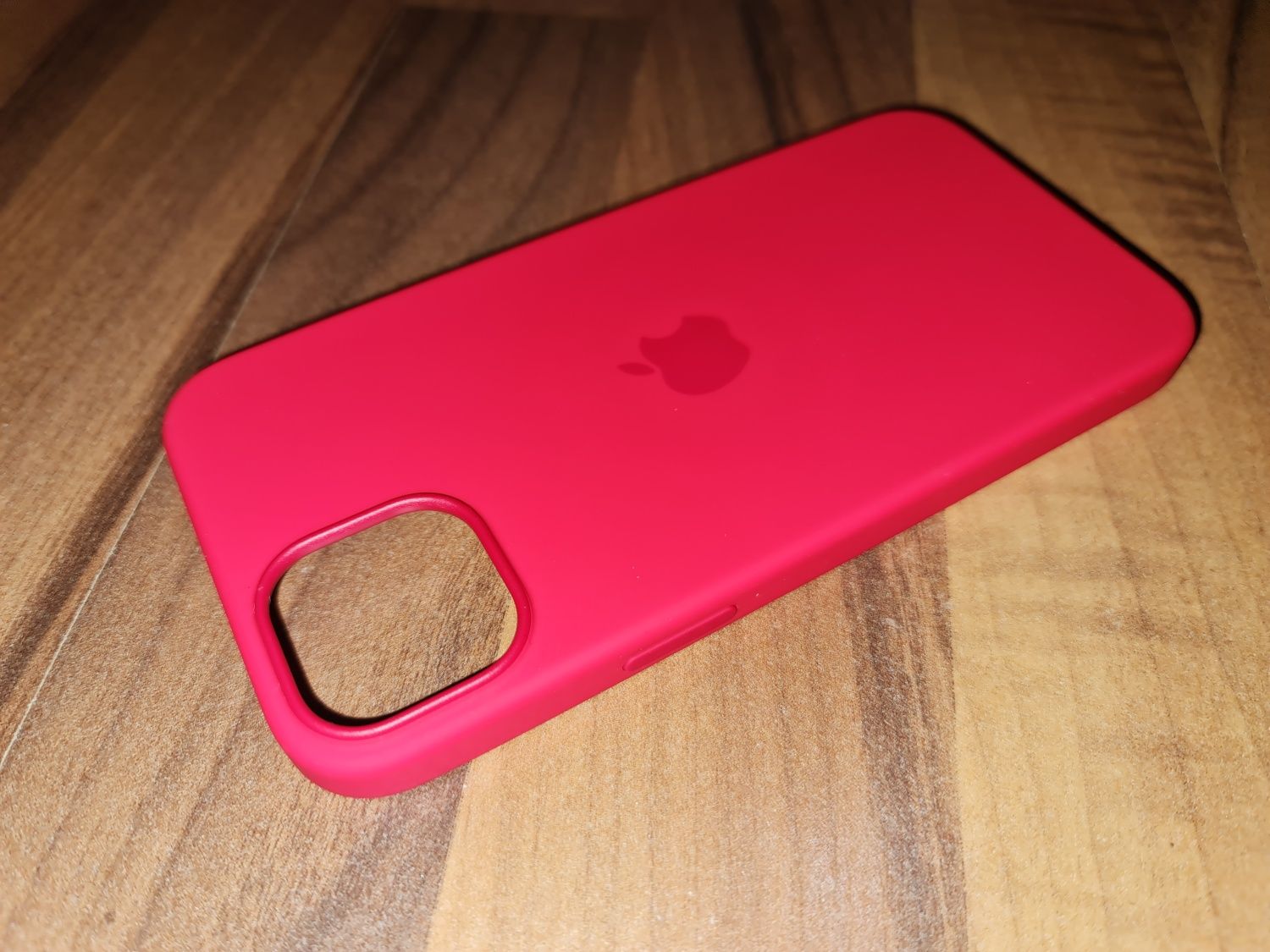 Husa silicon originala Apple Silicone Case Magsafe iPhone 14 Plus