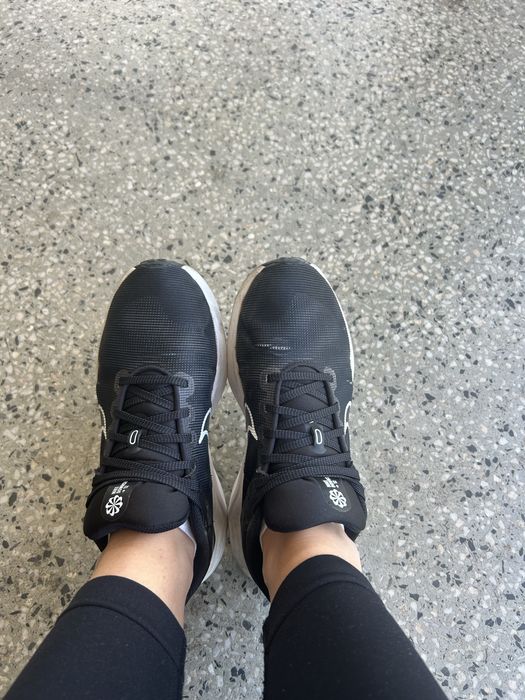 Дамски маратонки Nike