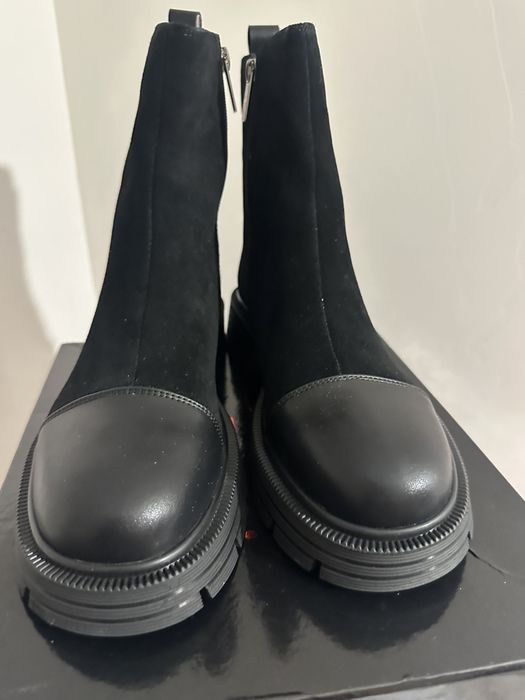 Ghete de piele Flavia Passini