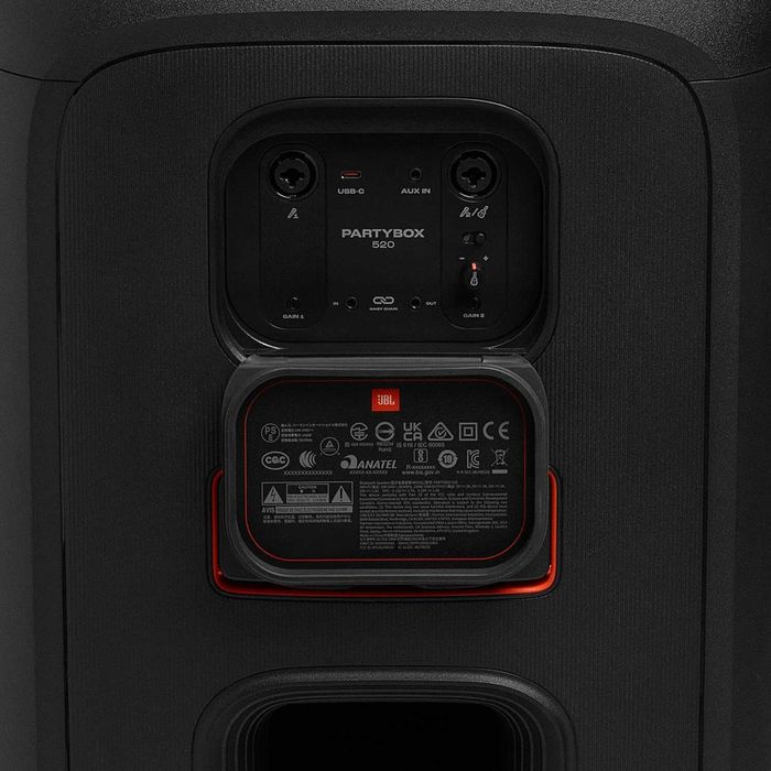 Нова пресносима bluetooth колона/аудио система JBL Partybox 520