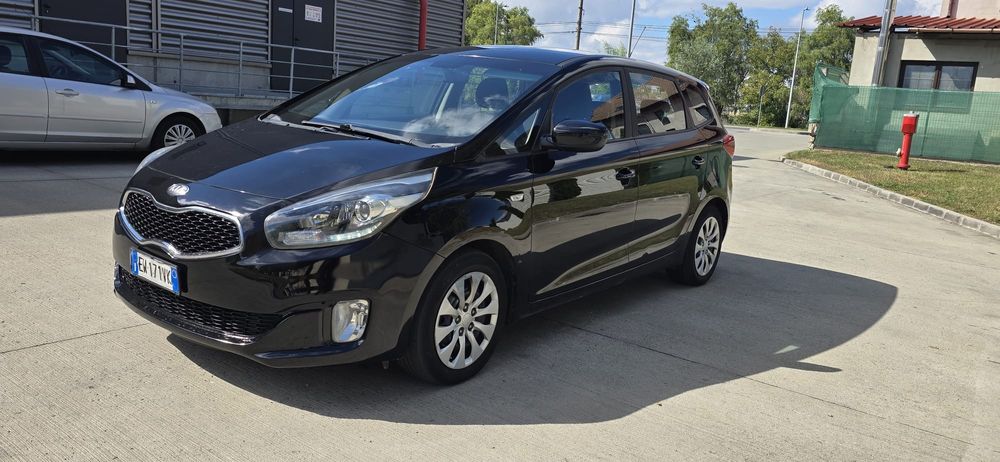 Kia Carens 2015 7 locuri 152000km impecabila adusa recent