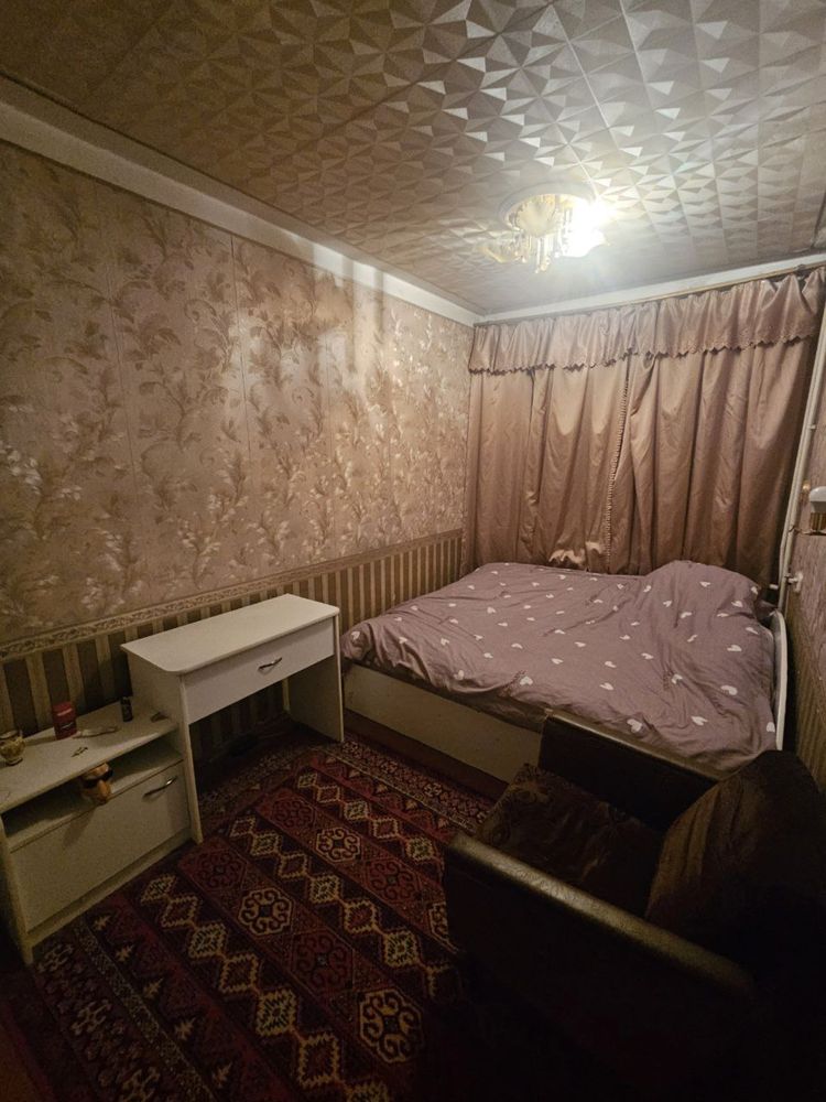 Продаю.  Чиланзар 25.  4 Х комнатная квартира