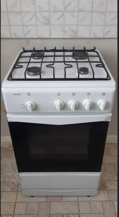 Продам газовую плиту