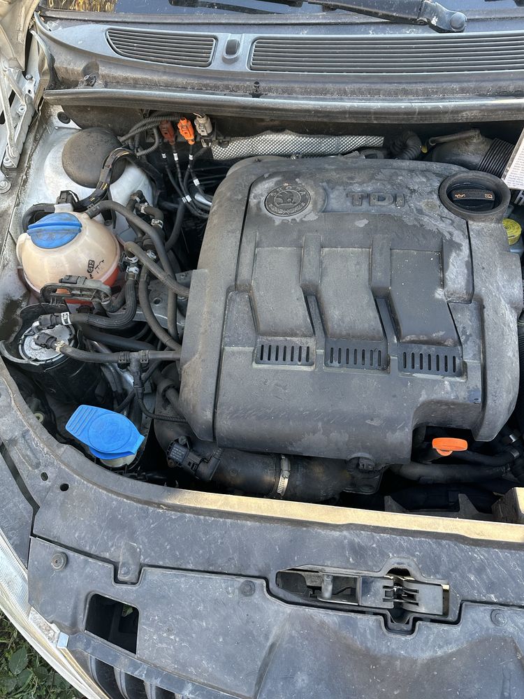 Skoda Roomster-1.2ТДИ,75к.с,2012 г-на части