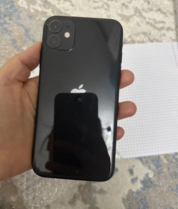 Продам айфон 12 срочно