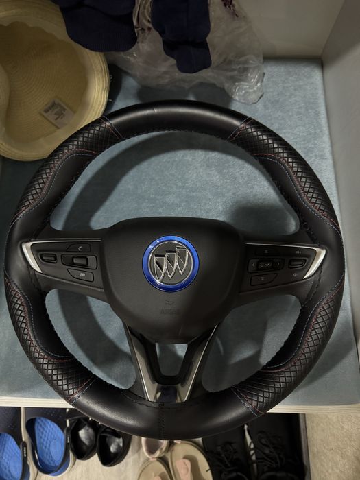 Продается Мулти Рул От Buick Velite 6 Подайдет любой Автомобил  новый