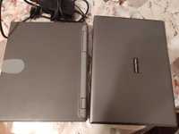 Два лаптопа и две бързи клавиатури