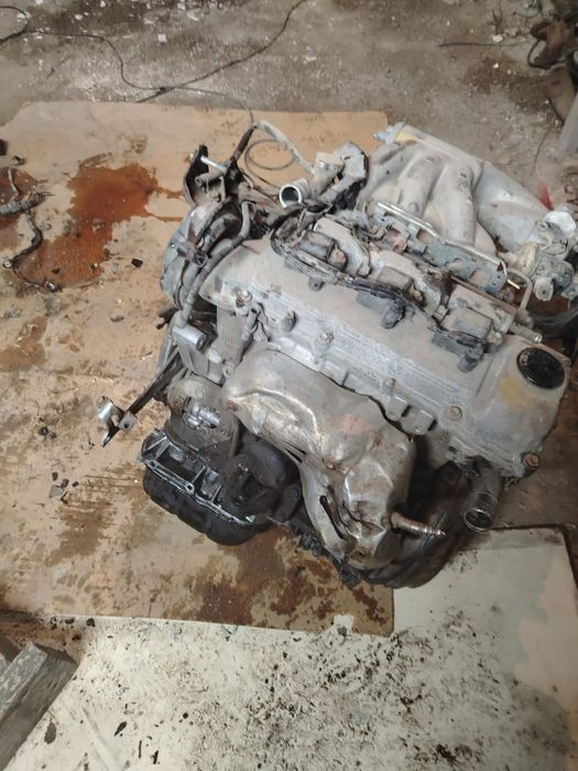 Матор каропка Тойота грация объем 2.5