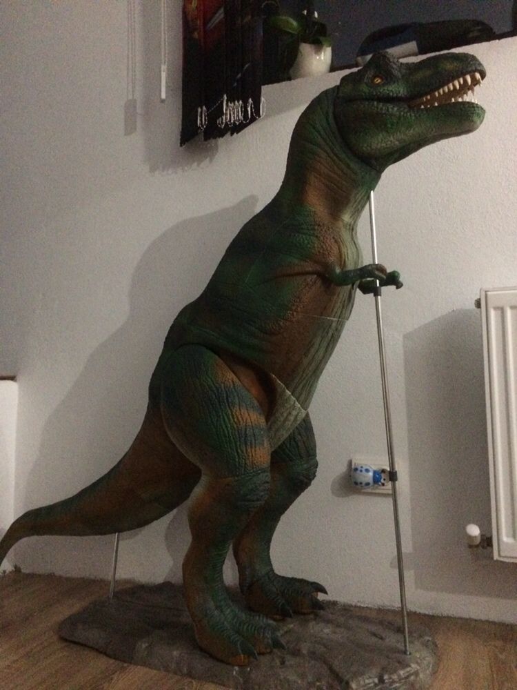 Dinozaur T-rex