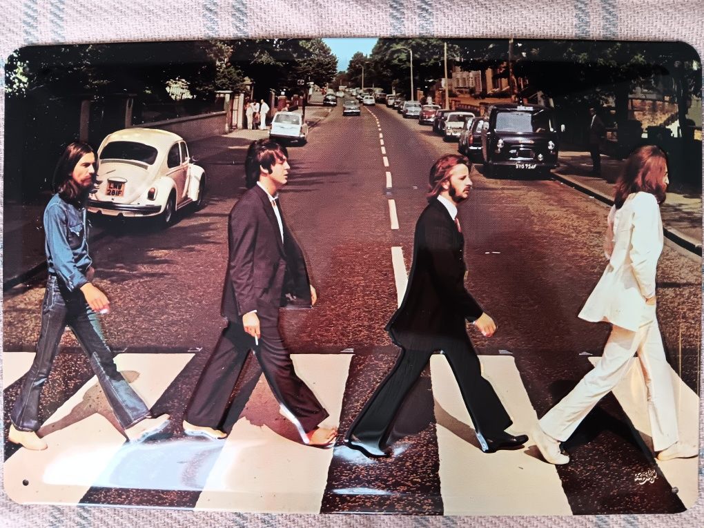 Табелка на The Beatles
