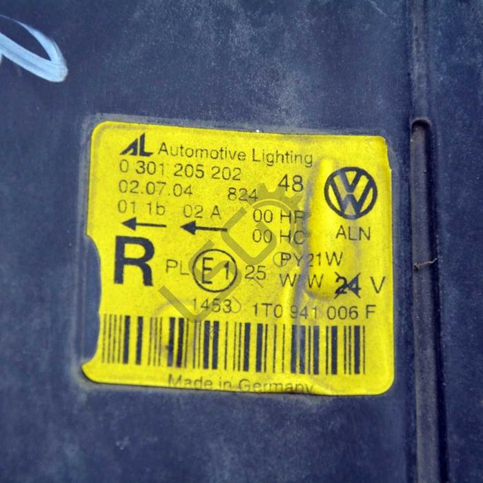 Десен фар Volkswagen Touran I 2003-2010 ID:105924