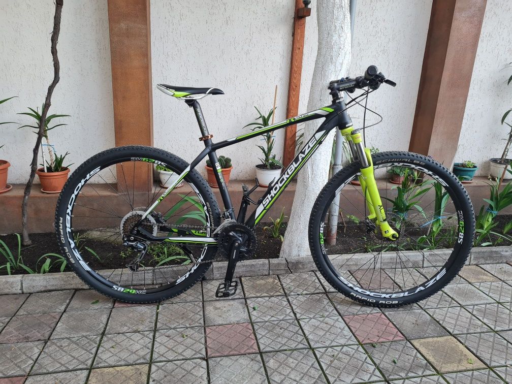 Bicicletă Shockblaze cu roti pe 29