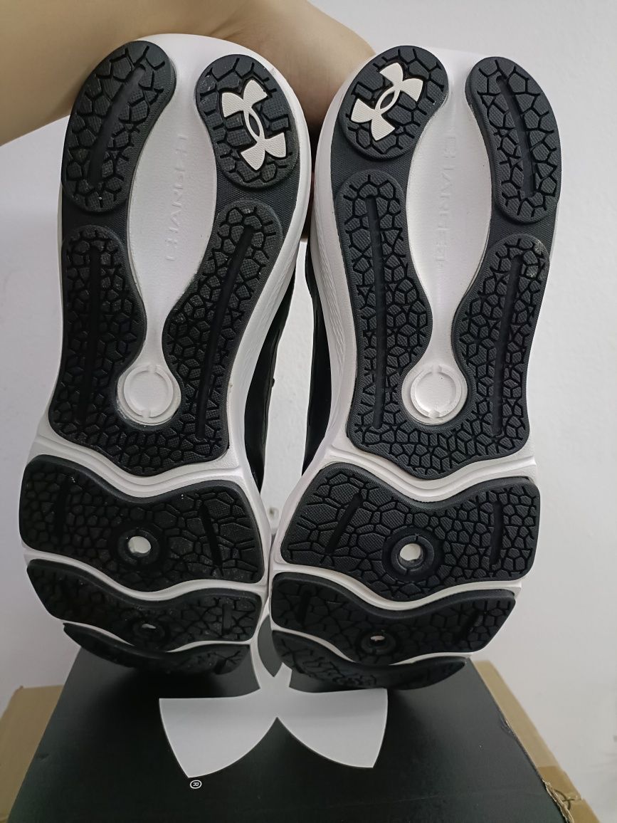 Under Armour Charged Vantage номер 42.5 код код 45A