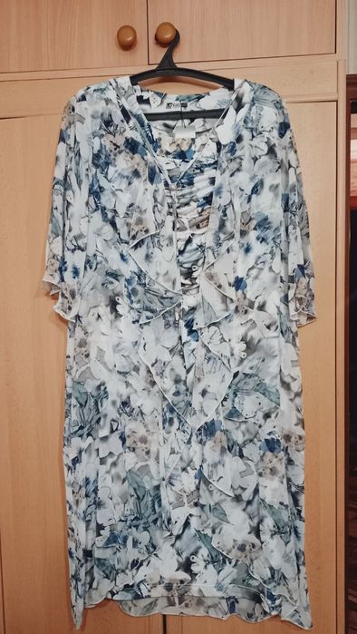 Платье женское и костюм