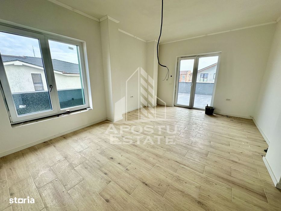 Apartament cu 4 camere, terasa de 30 mp, zona Planetelor din Giroc