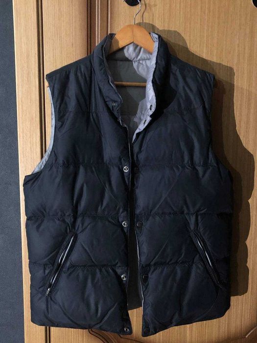 Мужская пуховая безрукавка 48 размера