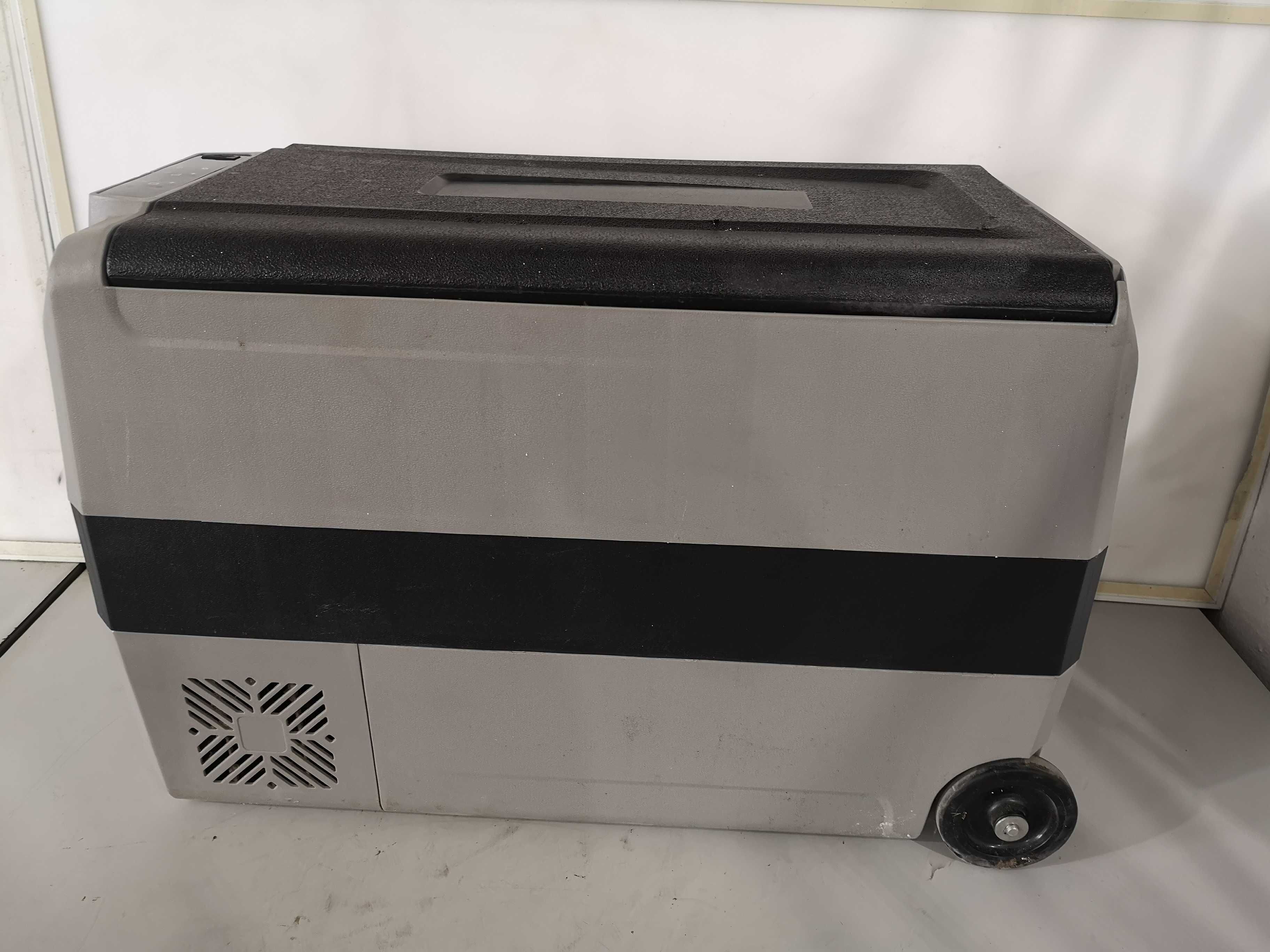 Хладилна чанта - Dellonda 50L
