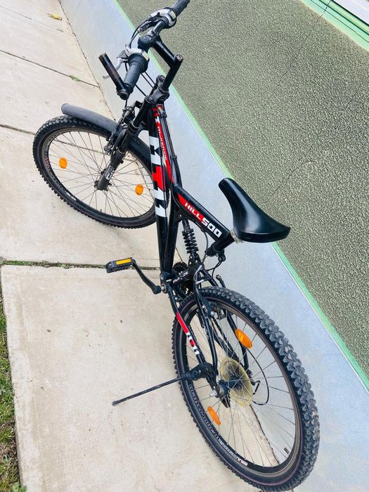 Vând bicicletă băieți, stare foarte bună, puțin folosită