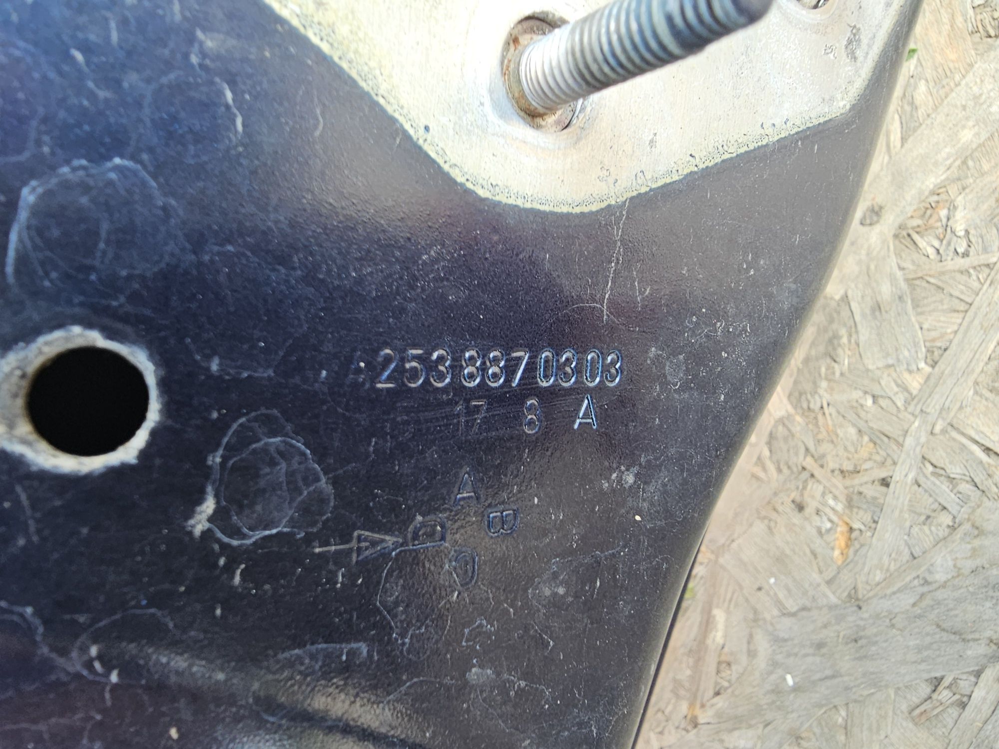 Capota motor Mercedes GLC W253 dupa 2015 cod A2538870303