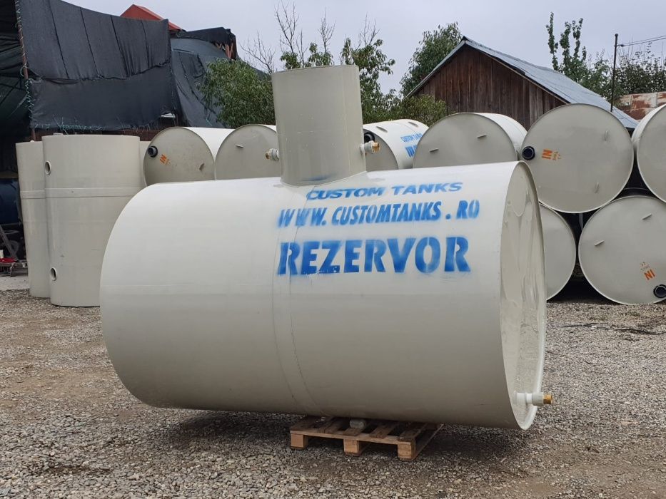 Rezervor , bazin 5000 L - depozitare lichide