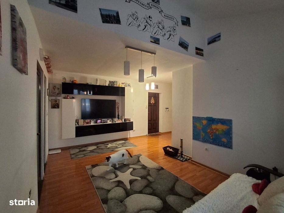 Apartament 4 camere spatios de vanzare mobilat si utilat