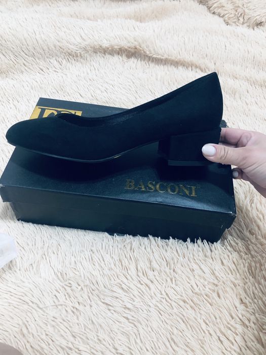 Новые обуви 38 размера