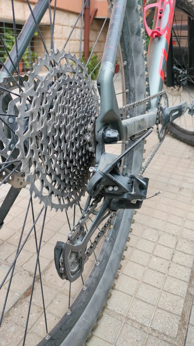 Велосипед CUBE MTB 29