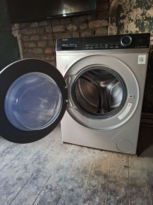 Продаётся стиральная машина haier