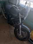 Motocicleta Kawasaki ZR7 750cmc (NU Honda Hornet)