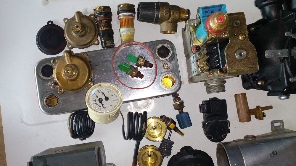 Biasi Parva 24 s Termomax Termomanometru Schimbator Placa electronicai