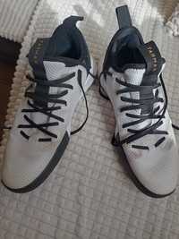 Баскетболни обувки Tarmak