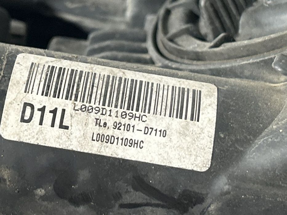 Far Stanga Hyundai Tucson III 2015 - 2018 SUV 4 Usi (1293) Cu lupă