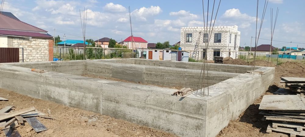 Продам участок с фундаментом